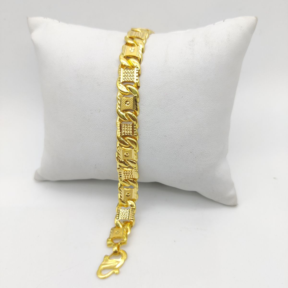 SINGAPORE BRACELET