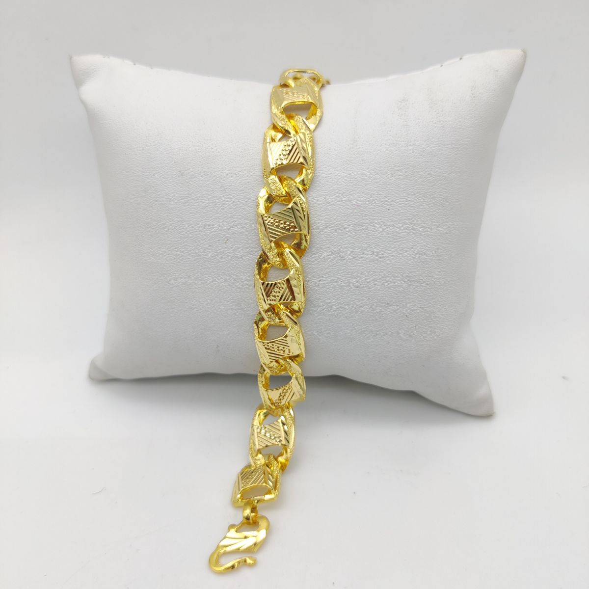 SINGAPORE BRACELET